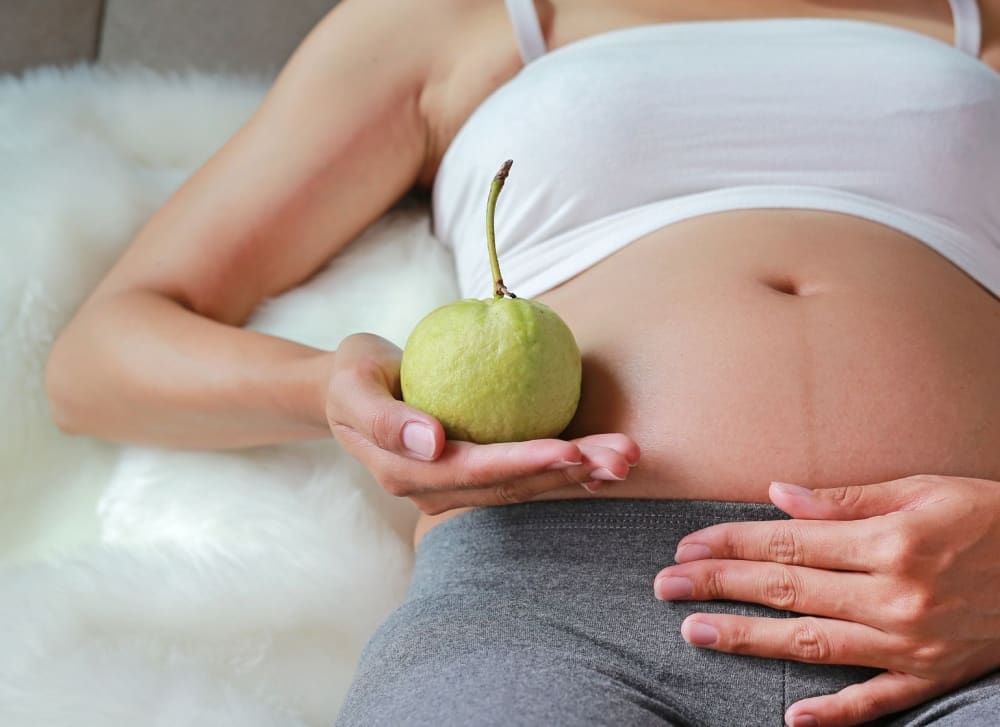 guava-in-pregnancy-benefits-side-effects-and-more